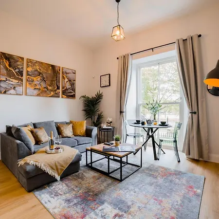 アパート York Place One ハロゲート