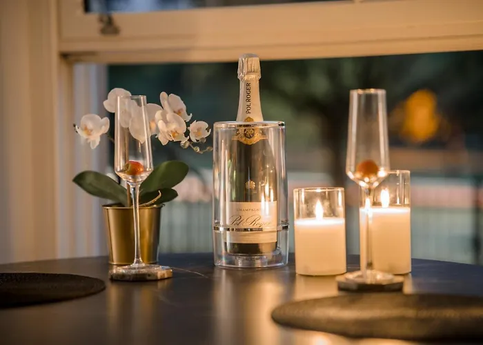 York Place One * ハロゲート